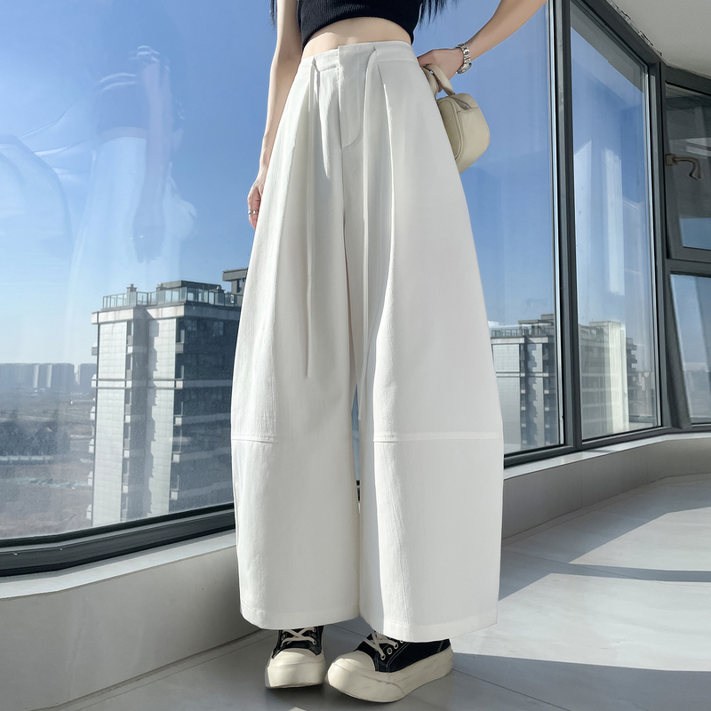 White Pleated Wide-Leg Pants for Women, Very Stylish and Thin for Summer, High-End Feel, Cropped Casual Pants for Petite Figures