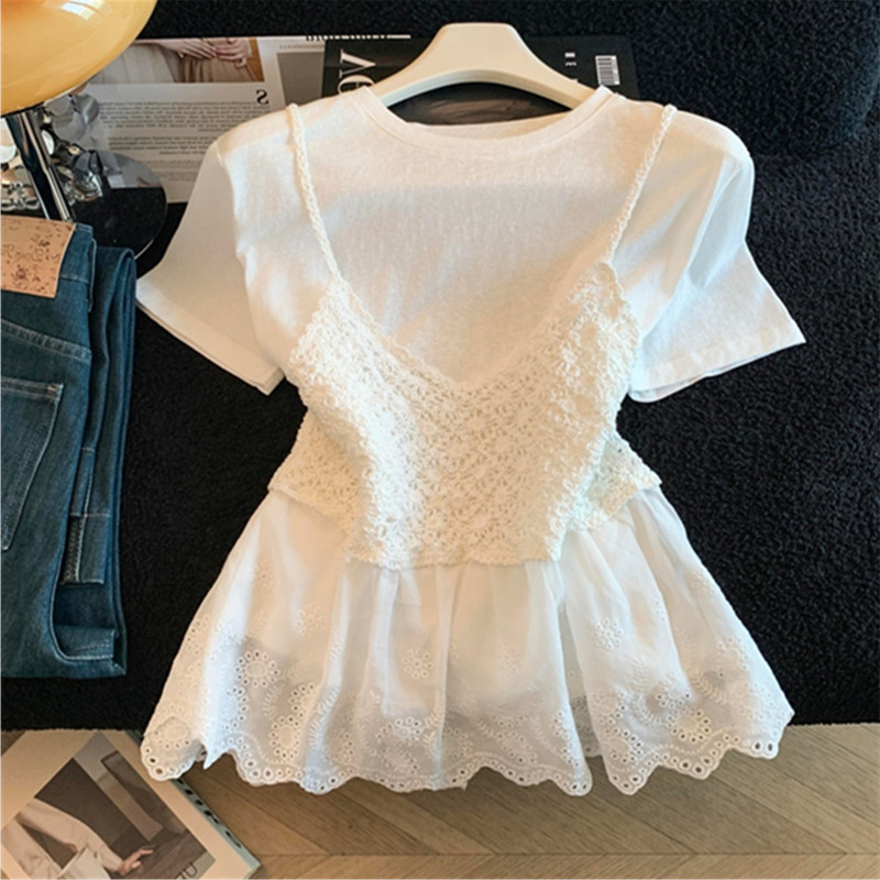 Guangzhou Shisanxing Hot-Selling Women's Clothing: Gentle Style Lace Crochet Vest, Summer Layered T-Shirt Set