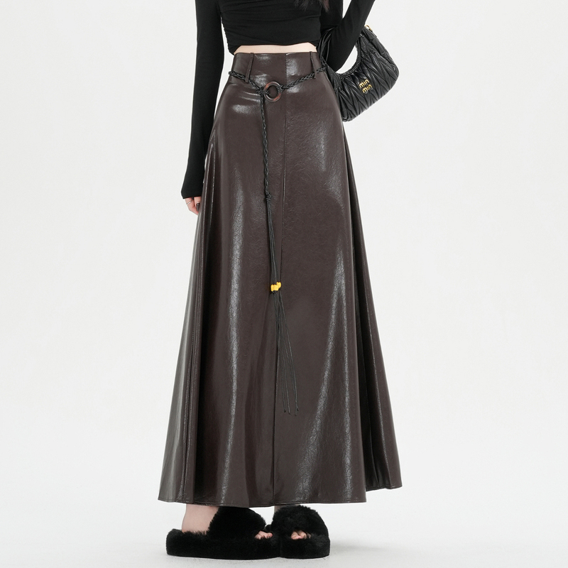 High-End Coffee-Colored Leather Skirt for Women, Autumn 2026 New Style, Maillard-Inspired, Drapey A-Line Umbrella Long Skirt