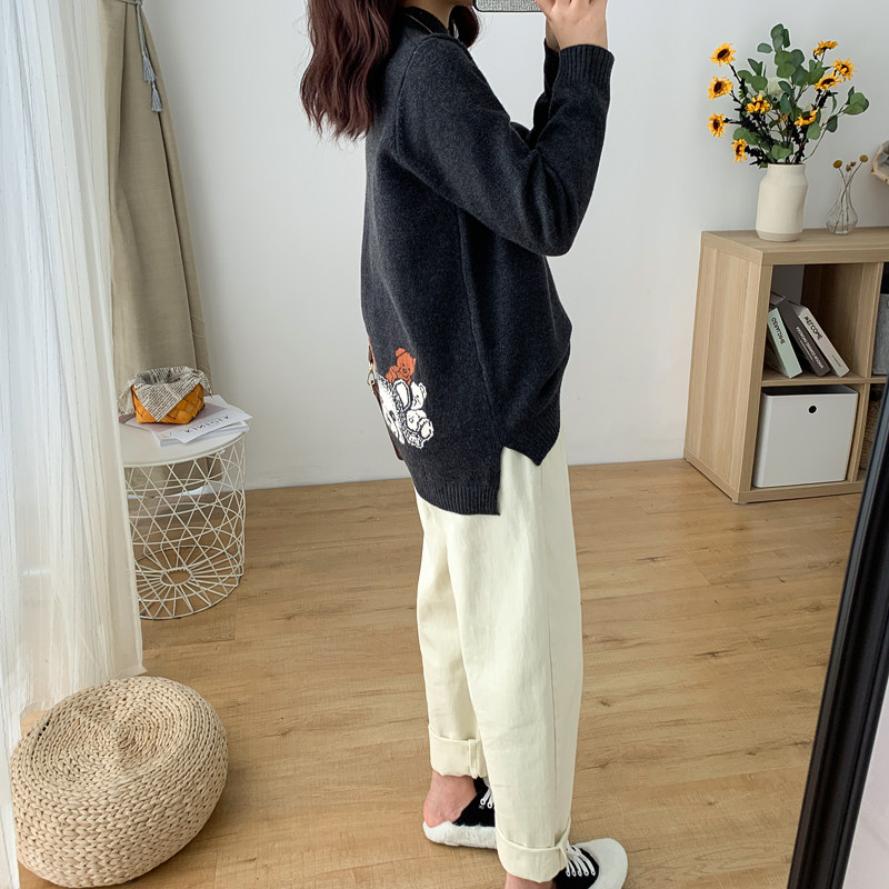 Large size women's autumn and winter new knitted sweater top 200 catties fat sister loose slimming bottoming sweater female top