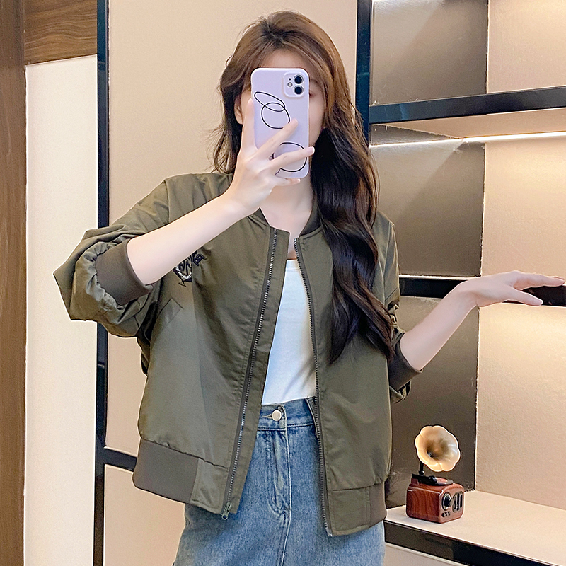 2026 Spring New Style American Retro Baseball Uniform Women's Short Loose Embroidered Badge Bomber Jacket