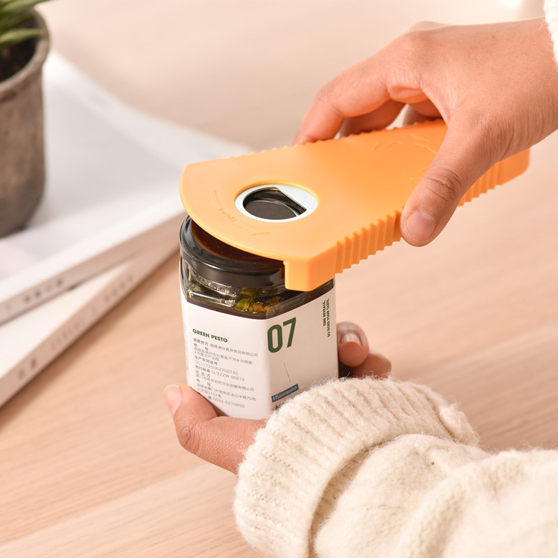 Japanese rotary capping device multi-function canned bottle opening artifact anti-slip twist beer home effort-saving open cap screwdriver