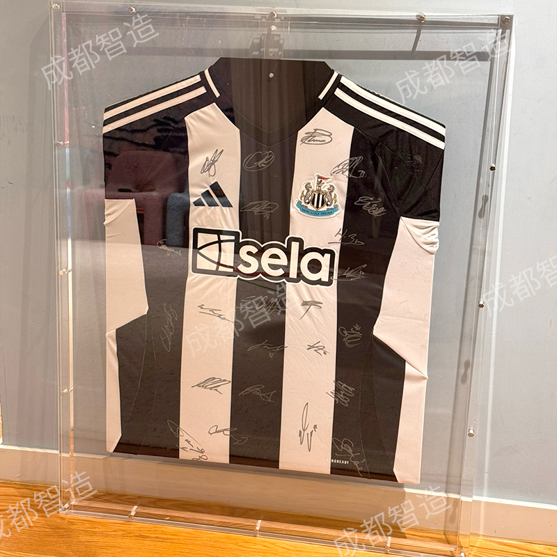 Jersey Framing Can Be Hung on the Wall, Fully Transparent Acrylic Collection Display Frame, Football and Basketball Jersey Photo Frame for Memorabilia