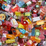 Четырехлетний магазин, шесть цветов аксессуаров, аксессуаров, моделирование мини-трехмерное смоляное напиток, маленькая бутылка для вина, корпус мобильного телефона, микро-ландшафт ночного света, мини-ландшафт