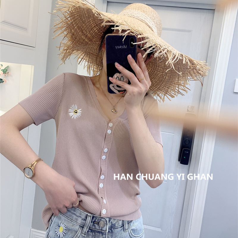 Small Daisy Ice Silk Knit Cardiovert T-shirt Woman Short Sleeve 2022 Summer New Ins overfire thin-style sweatshirt V collar blouses