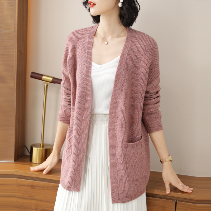 Medium-long version of wool cardiovert jacket woman external lap shawl 2021 new Korean version loose outside wearing sweater jacket female-knitted sweatshirt