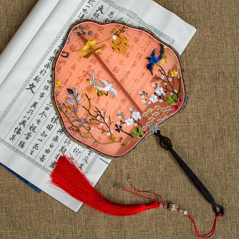 Su-embroidered fan imitation Palace bifacial embroidered fan embroidered ancient wind palace fan Suzhou embroidered beauty fan flow Su featured presents