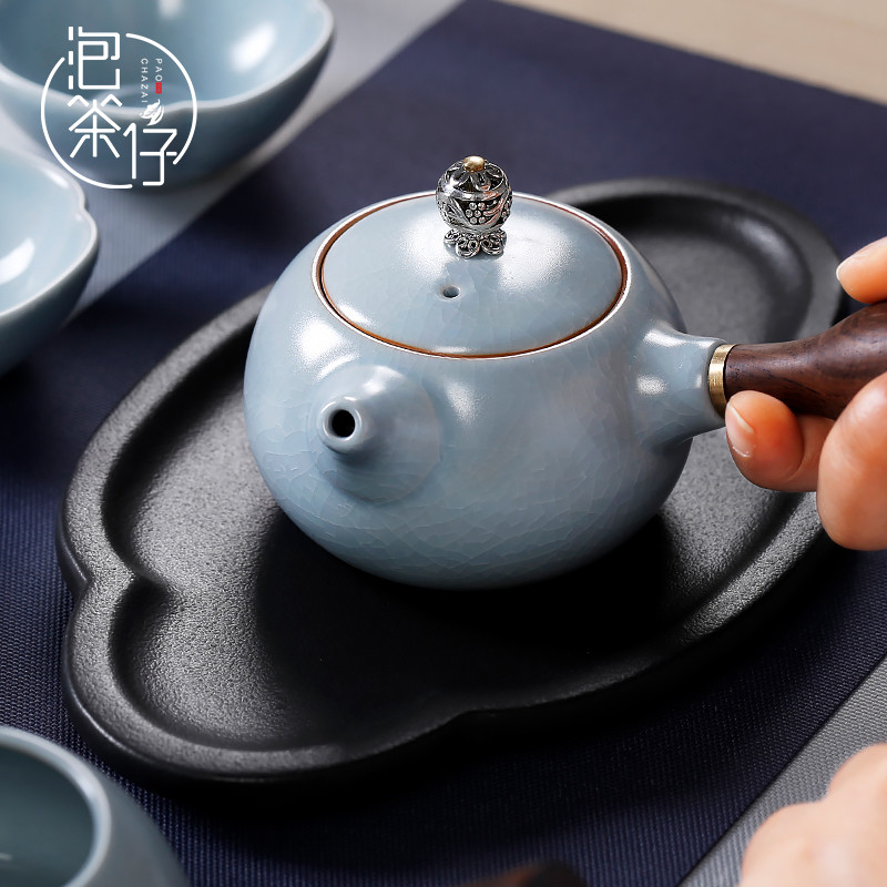 The Mini pot bearing pot holder, Japanese stoneware dry terms Taiwan black pottery pot base contracted kung fu tea pot pad small tea tray