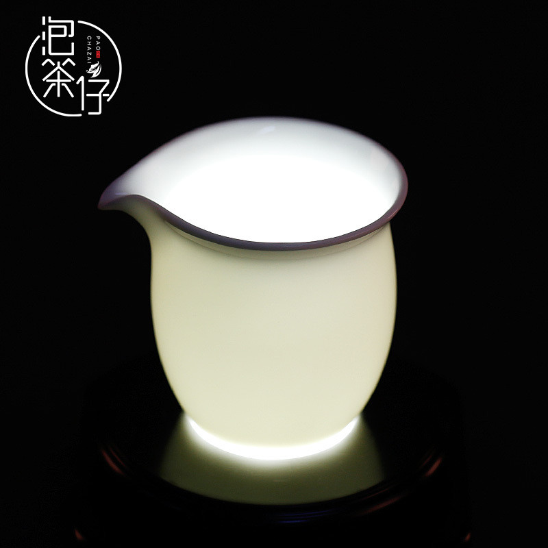 Pure white porcelain dehua points and implement reasonable pour tea pot of kung fu tea accessories justice cup and cup cup ceramic tea tao sea