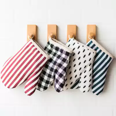 Help you 2 thick cotton and linen insulation gloves, anti-scalding, high temperature resistant kitchen baking household oven microwave oven