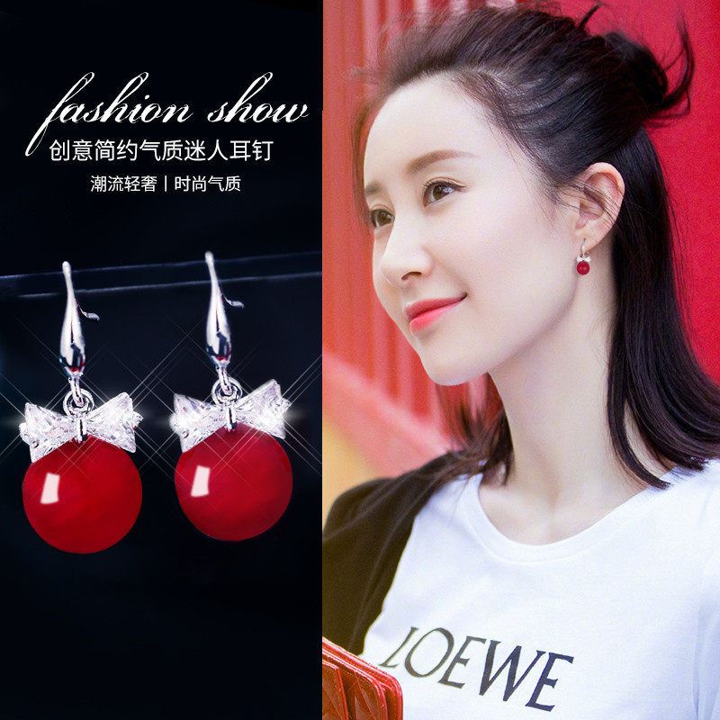 Earring network red with high - grade atmospheric red pearl ear nail 2021 new tide jade high - grade temperament ear nails