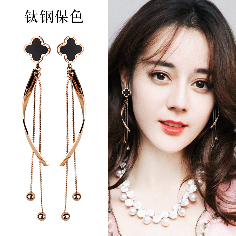 2021 new long version creative cross earrings female four-leaf clover Korean Net red chain ear needle tassel tide earrings