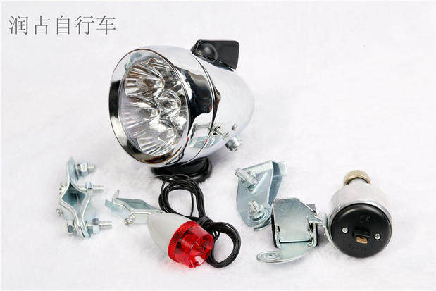 Eclairage pour vélo - phare - Ref 2398299 Image 41