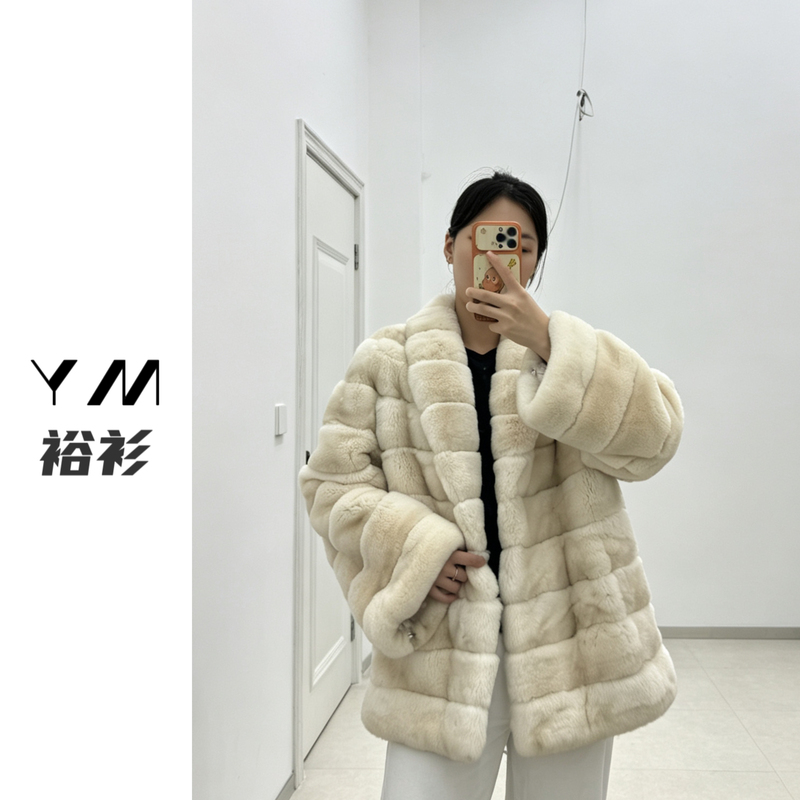 Ym【Ruomeng】Totoro Rex Rabbit Fur Coat with Green Collar, Lazy and Fashionable Style