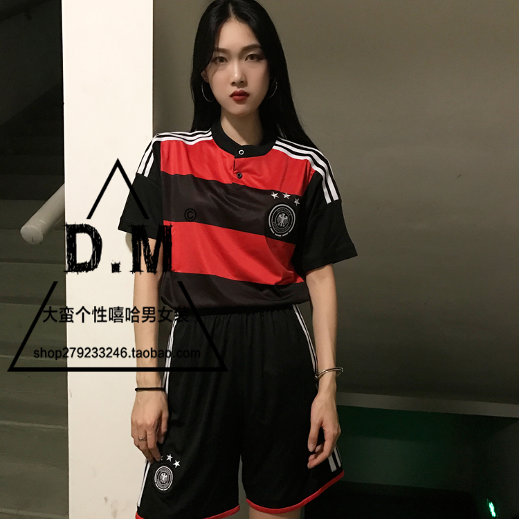 Quần áo bóng đá, học sinh nam và nữ, bộ đồ thể thao và giải trí, dịch vụ lớp học, thủy triều hip-hop, in DIY lỏng lẻo 	quần áo bóng đá nam đẹp