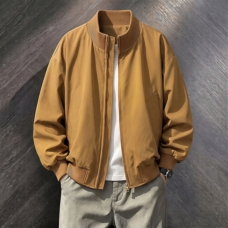 Maillard Brown Bomber Jacket for Men, Spring and Autumn Cleanfit American-Style Short Jacket with a Structured Silhouette and Stand-Up Collar Baseball Jacket