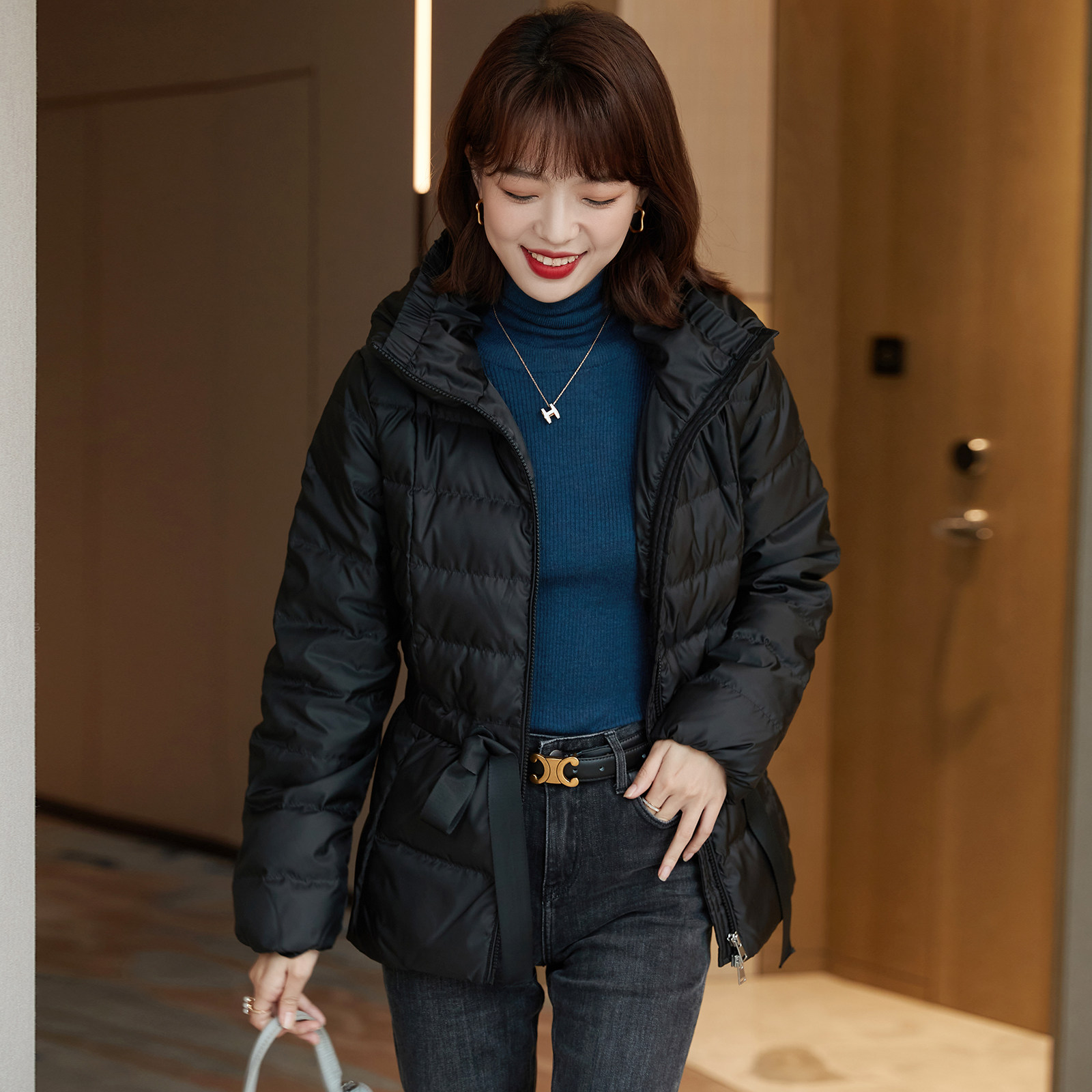 FENPERATE 2022 Winter new temperament 100 lap black cashew with slim windproof and warm down clothes woman