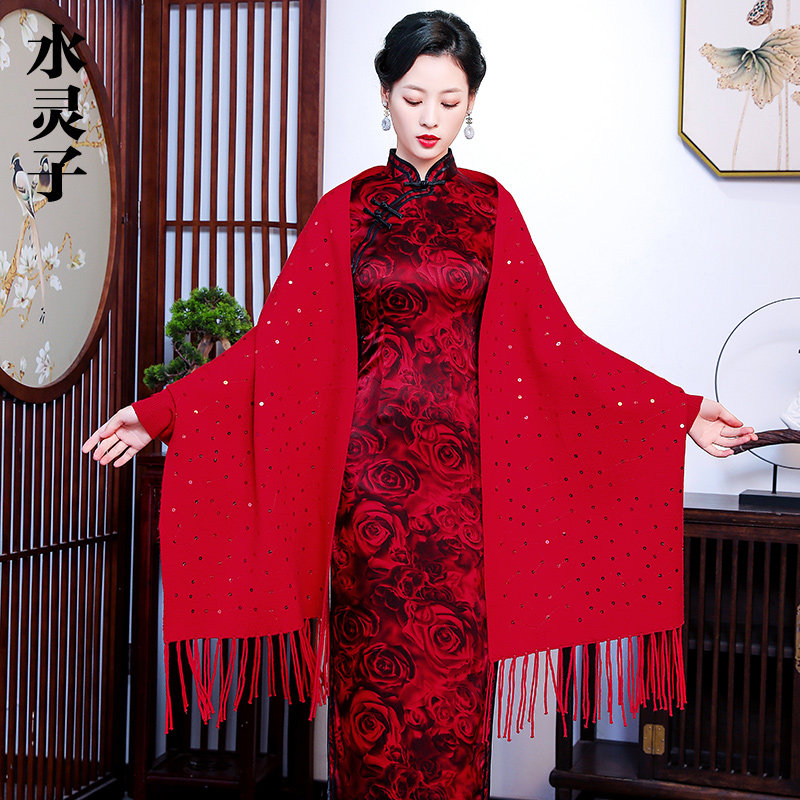 Wedding Mom dress cloak graceful shoulders with red banquet outside the noble wedding wedding mom dress cloak