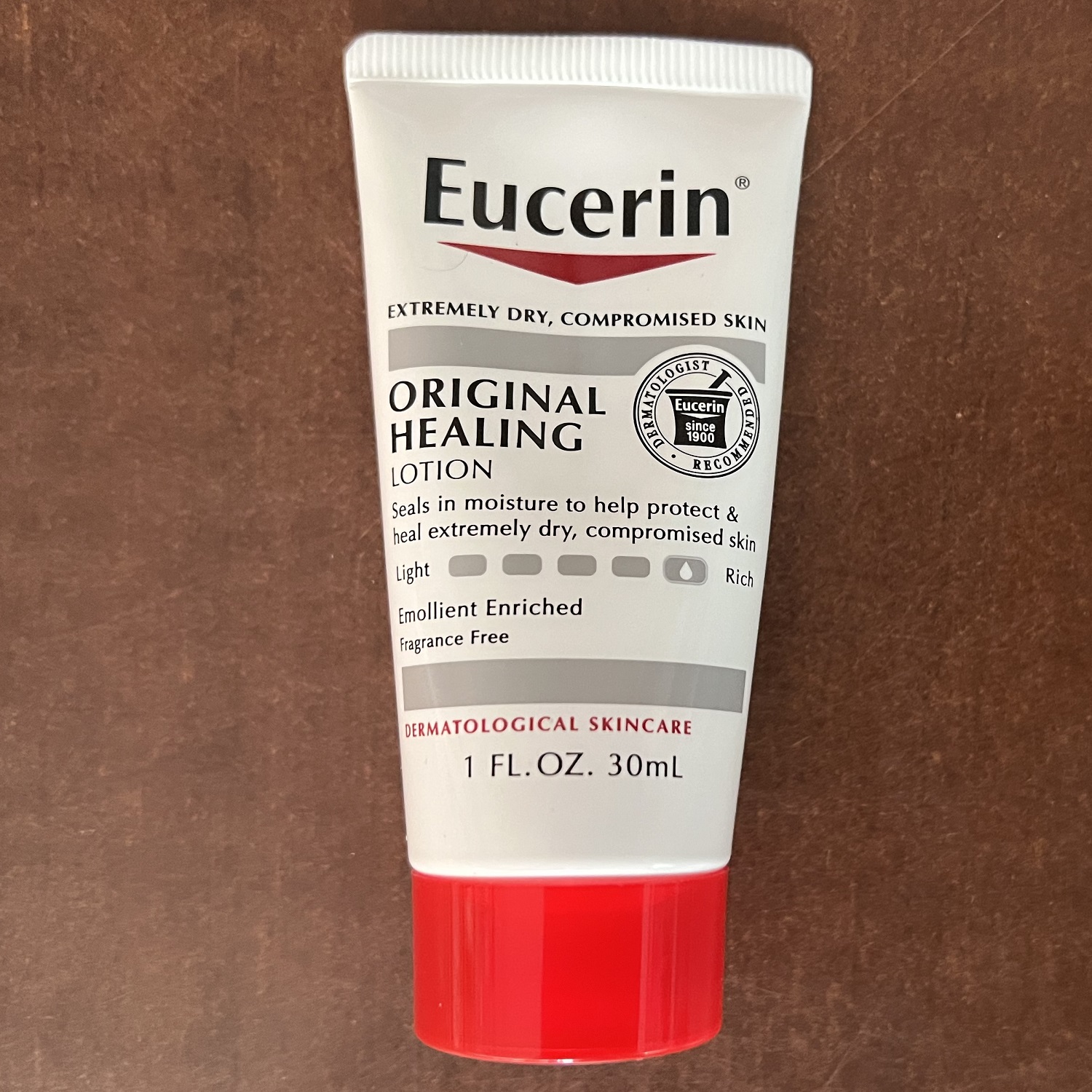 Spot EUCERINEUCERINOriginal Healing soothing moisturizing milk portable 30ml