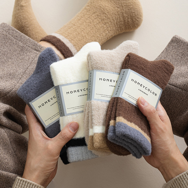 Australian Wool Warm Men's Socks, Mid-Calf Socks, Autumn and Winter Style, Thickened and Plush, Sleep Floor Socks, Winter Long Socks Australian Wool Warm Men's Socks, Mid-Calf Socks, Autumn and Winter Style, Thickened and Plush, Sleep Floor Socks, Winter Long Socks
