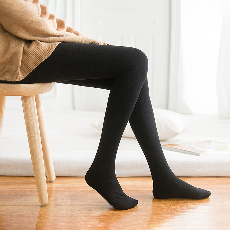 Spring and autumn pantyhose women's day department Tiglutes 700D with feet flat black thick Korean version with slim foot inside lap pants socks