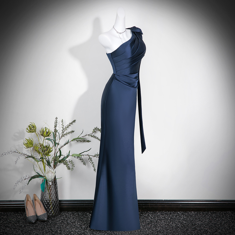 High-End Evening Dress 2026 New Model Banquet Host Vocal Performance Exam Adult Ceremony Banquet Mermaid Long Dress in Navy Blue