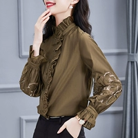 Коричневый