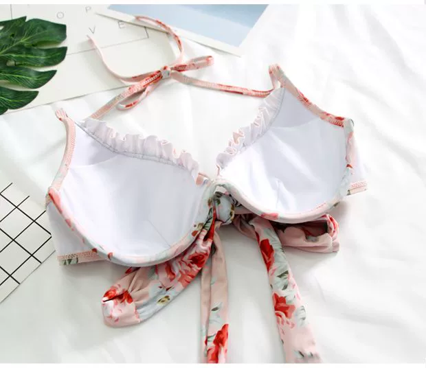 Áo tắm nữ xẻ góc phẳng ngực nhỏ tập hợp thép tấm bikini ba mảnh che bụng thon gọn áo tắm nước nóng Hàn Quốc - Bikinis