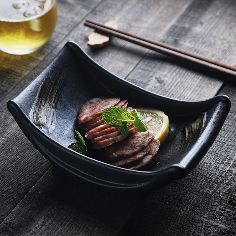 Creative ceramic Japanese retro-boat home hotel fish dish dish daily sushi dish dessert Italian Diary