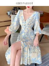 Sexy split deep V-neck dress female blue floral print seven-point sleeve Bohemia waist French dress