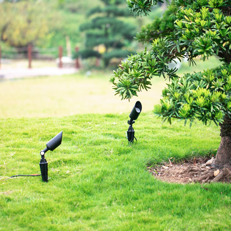 Solar Light Outdoor Spotlight Waterproof Simple Grass Buried Light Household Outdoor Tree Lighting Super Bright Lawn Garden Light - Taobao