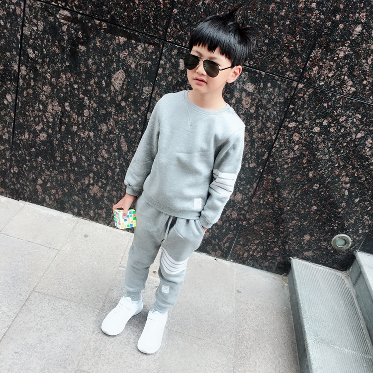 少 Bộ đồ thể thao TB trẻ em cotton cộng với áo len cổ tròn nhung tb áo len - Phù hợp với trẻ em quần áo cho bé