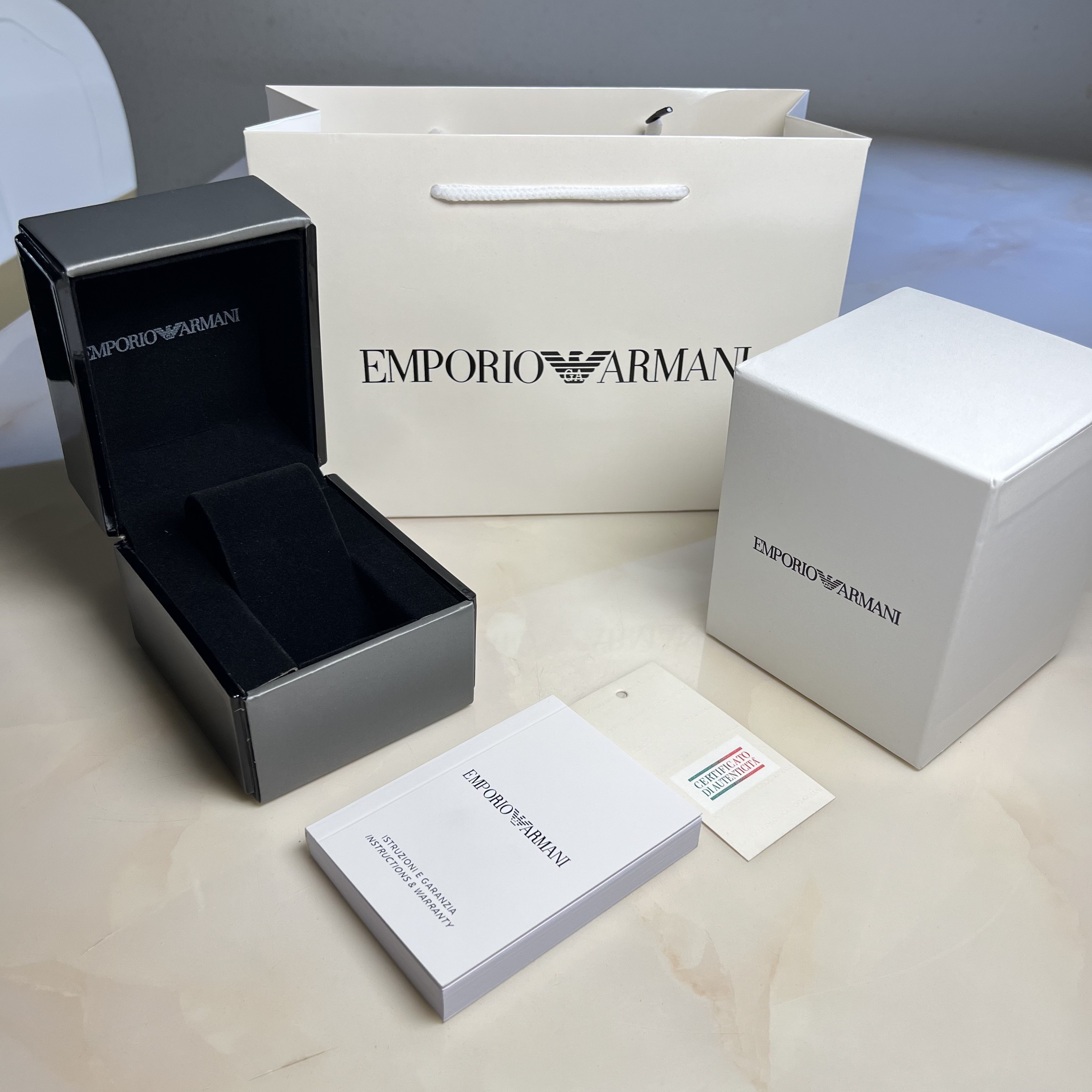 Armani Watch Box Armanl Storage Watch Gift Box Packaging Jewelry Box High-End Watch Packaging Counter Box
