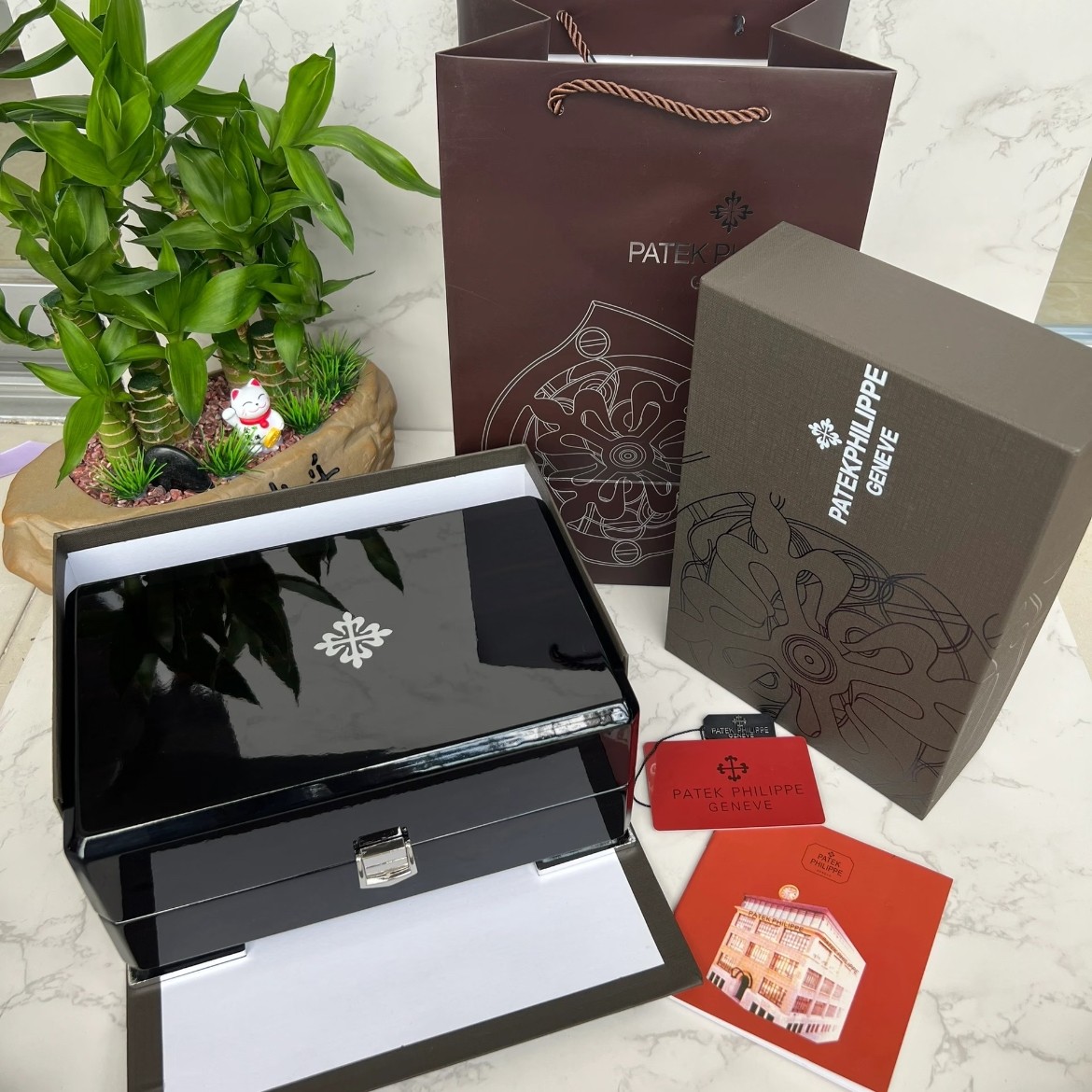 Brand New Patek Pp High-End Original Box Exquisite Gift Box Watch Storage Box Watch Box High-End Packaging Box