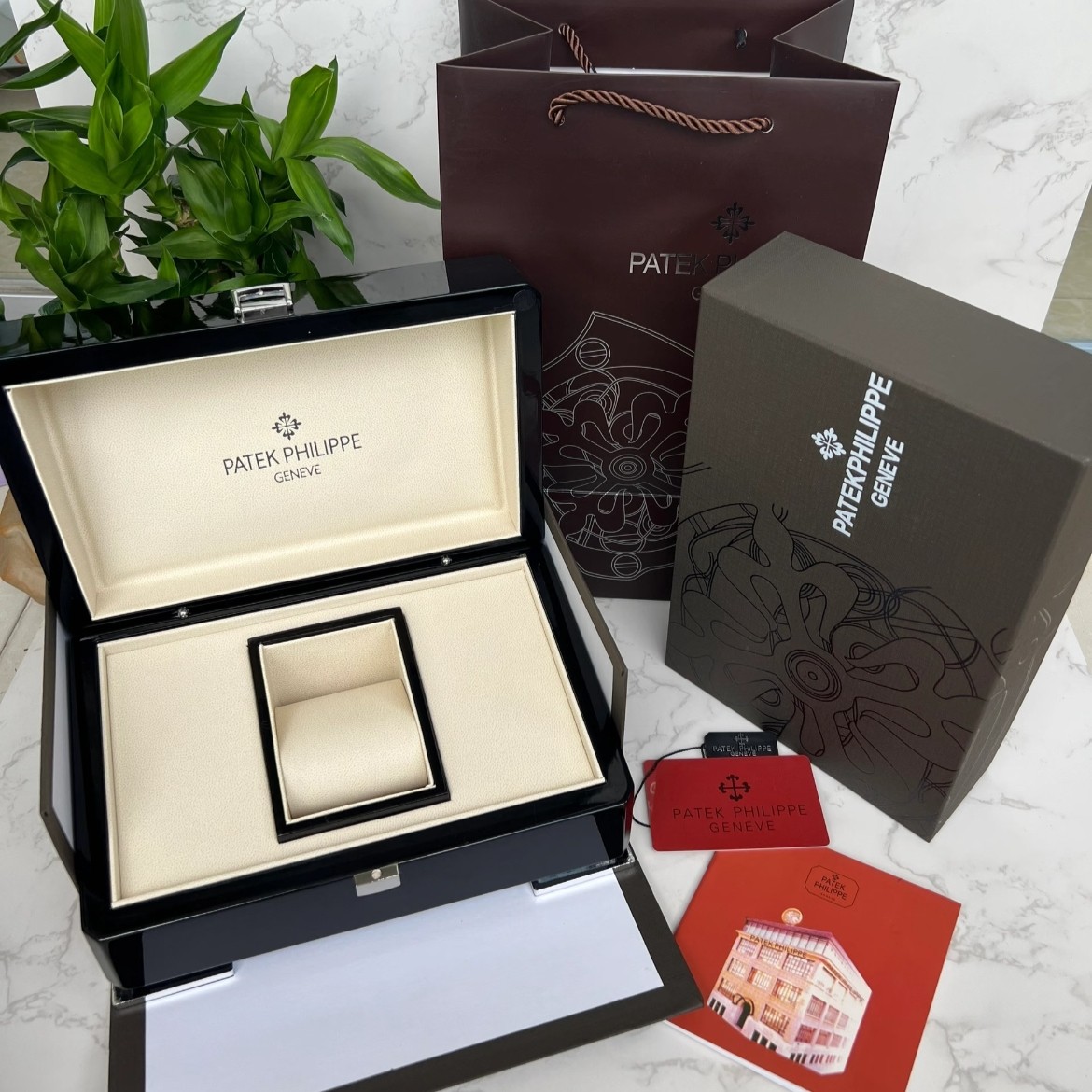 Brand New Patek Pp High-End Original Box Exquisite Gift Box Watch Storage Box Watch Box High-End Packaging Box