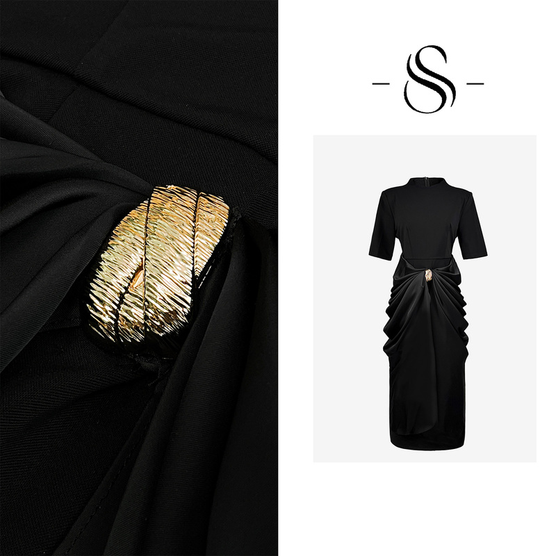 [Exclusive to Shazhuang] Spring New High-End Light Dress with High-Neck Design, Waist-Cinching and Slimming Dress Sc260106