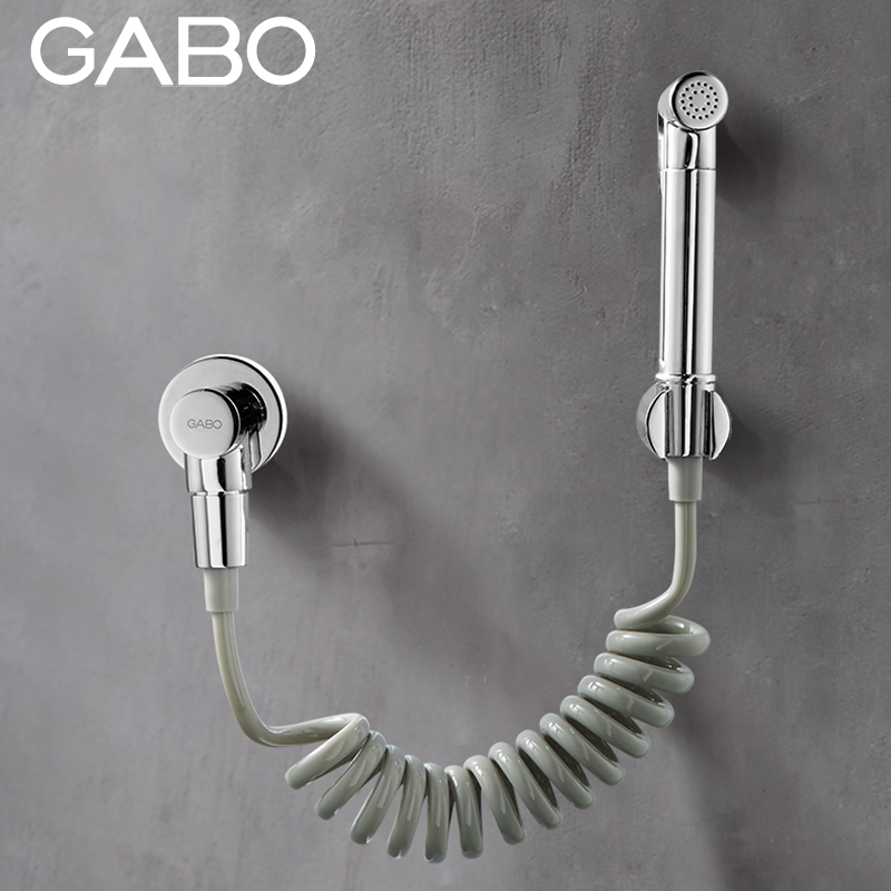 Watch Bo GABO enter two out of the tee multifunction tap spray gun wash to wash the toilet mop pool tap 14017