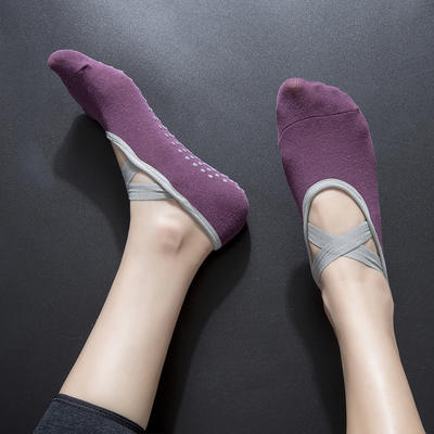 Professional yoga socks, ballet cross-edged backless sports and fitness socks, anti-slip and breathable sports boat socks, five-finger socks