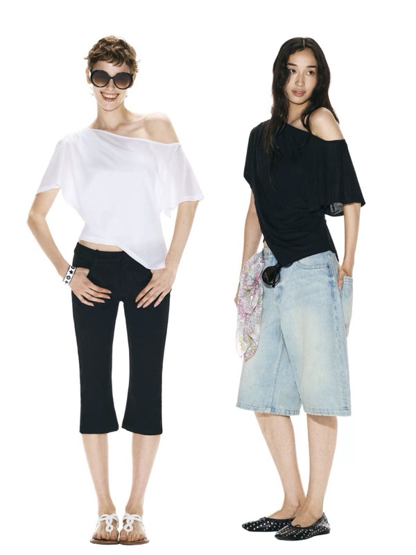 In Stock Runway Ticket Asymmetrical Off-Shoulder Blouse Short-Sleeve Top + One-Shoulder Strapless Tank Top White/Black In Stock Runway Ticket Asymmetrical Off-Shoulder Blouse Short-Sleeve Top + One-Shoulder Strapless Tank Top White/Black