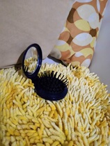 Full outer single folding portable makeup mirror comb portable massage comb airbag comb