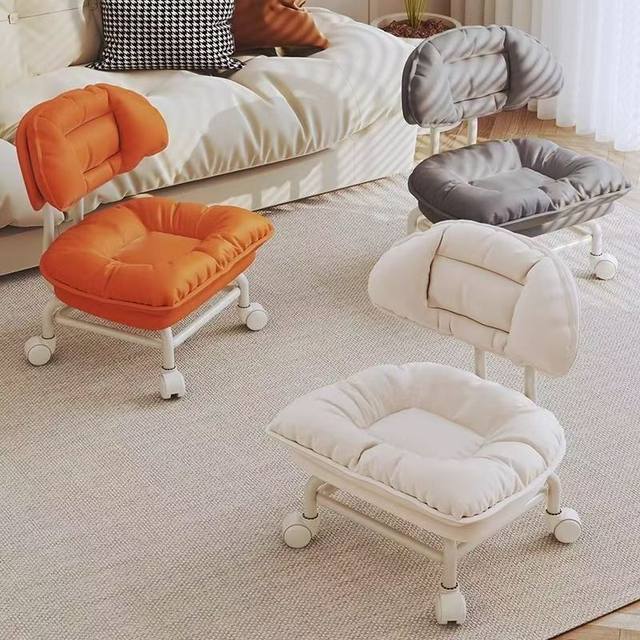 Universal Wheel Silent Cloud Stool Backrest Pulley Low Stool Artifact Kidsren Toddler Shoes Changing Home with Baby Bench