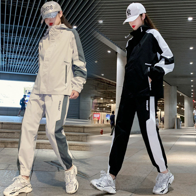 Casual Sportswear Suit Woman 2022 New Spring Fashion Korean Edition Tide Cards Fashion Foreign easing students Two sets