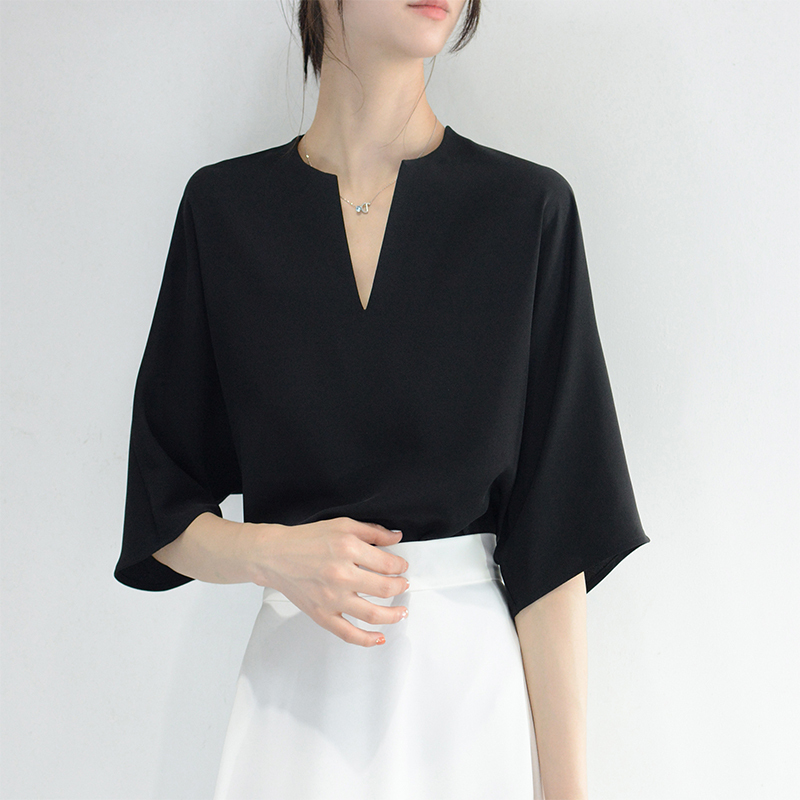 Black Shirt for Women, Summer Fashion Casual Drapey Short-Sleeved Top with Unique Design, V-Neck Retro Chiffon Shirt