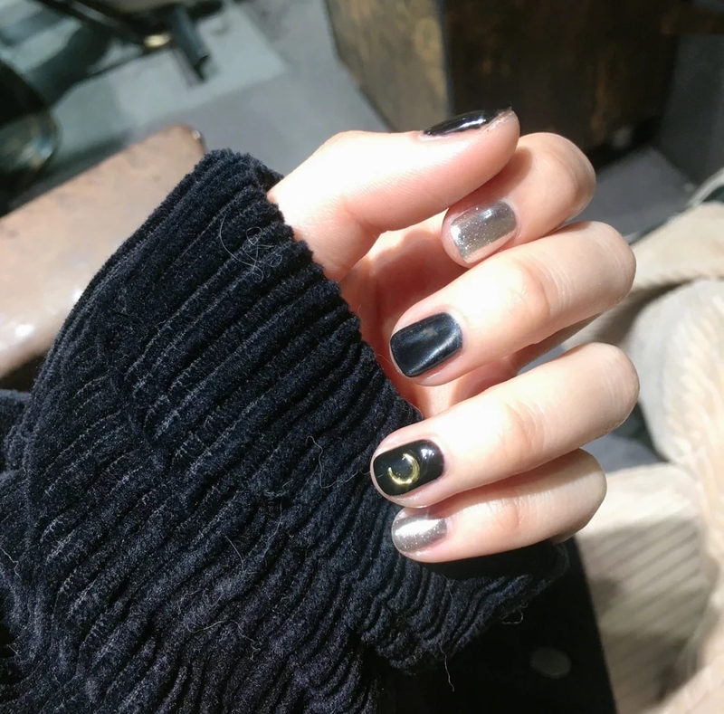 Japanese Style ins Fake Nail Patches Black Cat Eye Star Moon Decorations Mirror Nails Short Phototherapy Nail Art Finished Product