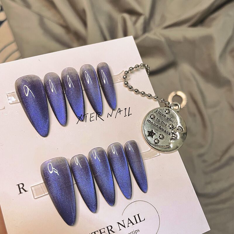 Internet Celebrities Wear Finished Nail Art Pieces with Dreamy Iridescent Blue Cat Eye Effect, Brightening the Complexion, Cool and Spicy Style, Handmade Fake Nail Patches