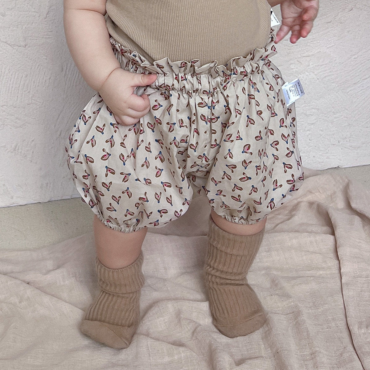 Summer 100 hitch baby large PP pants pure cotton thin section breathable pants Newborn Baby Girl shorts Flower Bud Pants