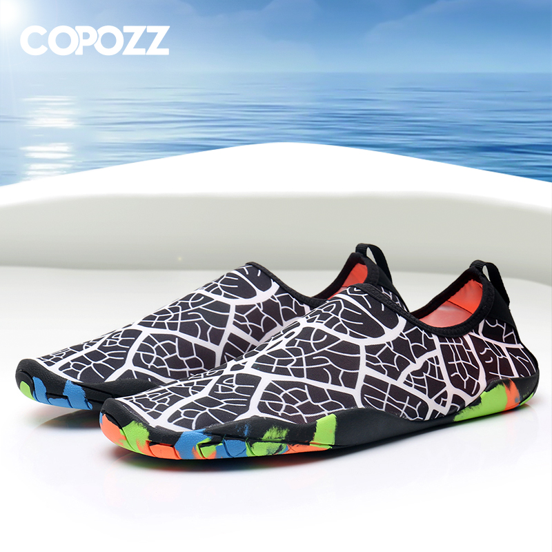 COPOZZ river tracing shoes Beach shoes socks Wading shoes Men's and women's snorkeling seaside swimming non-slip anti-scratch foot thickened soft bottom