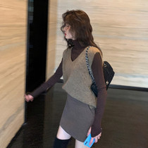 2020 New Spring Net Red little retro French Imperial sister shake sound jumpsuit two-piece set autumn and winter