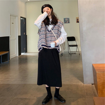2021 new female autumn and winter light ripe Hyuna wind Net red tremble sound foreign atmosphere age thin two-piece skirt