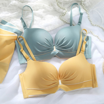 Underwear women's small breasts gather to collect auxiliary breasts to prevent sagging thick and comfortable summer thin latex bra no steel ring bra summer